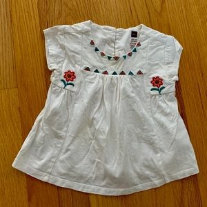 Tea Collection embroidered top 18-24M